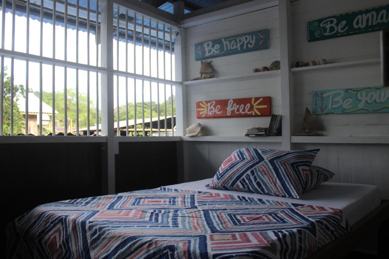 Refugio Mr Jerry Eco House Hotel บาเยีย โซลาโฯ ภายนอก รูปภาพ