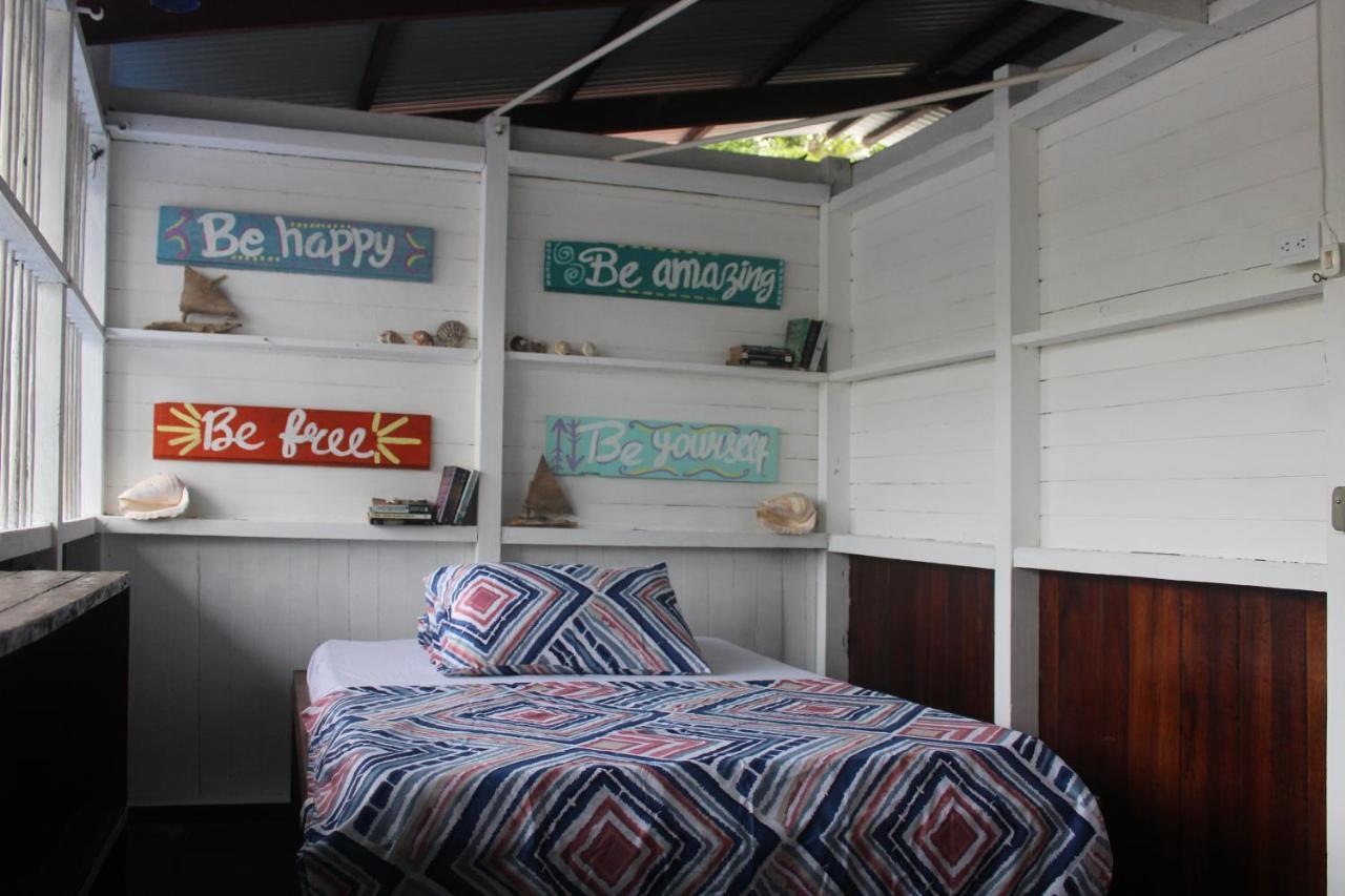 Refugio Mr Jerry Eco House Hotel บาเยีย โซลาโฯ ภายนอก รูปภาพ